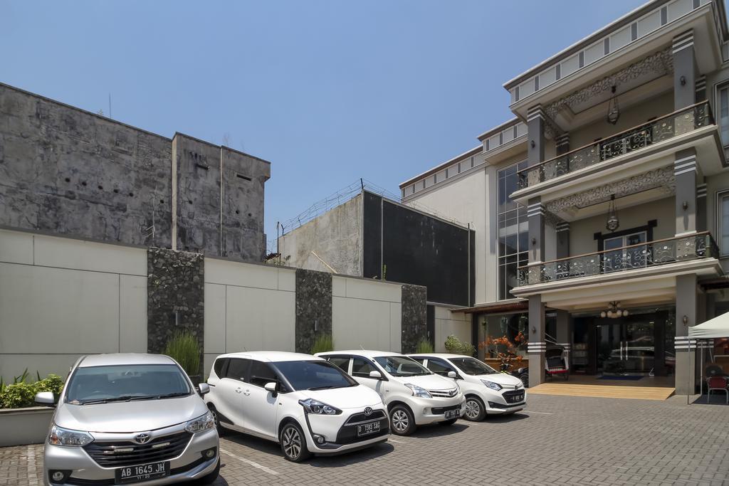 Reddoorz Plus Near Tugu Jogja Yogyakarta Exteriér fotografie